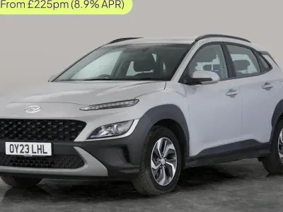 Gebraucht Hyundai Kona SE 141 PS (103 kW) 2022 Grau SUV