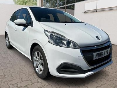 Used Peugeot 208 Active 2016 White Hatchback