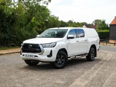 Used Toyota HiLux 150 HP (110 kW) 2021 White Pickup