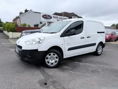 Used Peugeot Partner 2015 White
