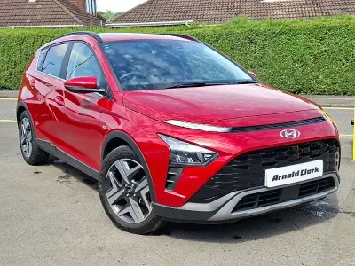 Used Hyundai Bayon Premium 100 HP (73 kW) 2023 Red SUV