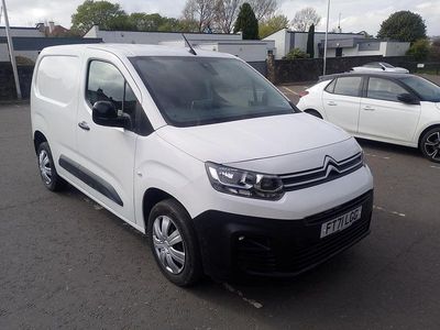 Used Citroën Berlingo 100 HP (73 kW) 2022 White MPV