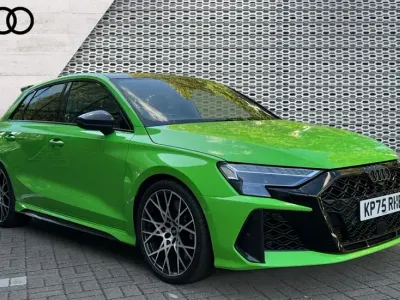 Used Audi RS3 Comfort 400 HP (294 kW) 2025 Green Sedan