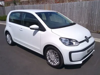 Used VW up! S 60 HP (44 kW) 2018 Candy white Hatchback