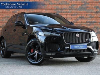 Used Jaguar F-Pace Supercharged 380 HP (279 kW) 2017 Black SUV