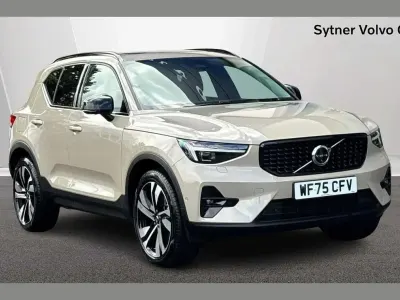 Usado Volvo XC40 Ultra 194 HP (142 kW) 2025 Other SUV