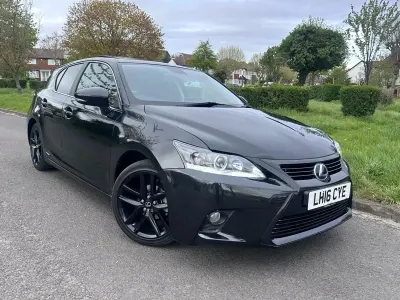 Usado Lexus CT200h Sport Line 136 CV (100 kW) 2016 Negro Utilitario