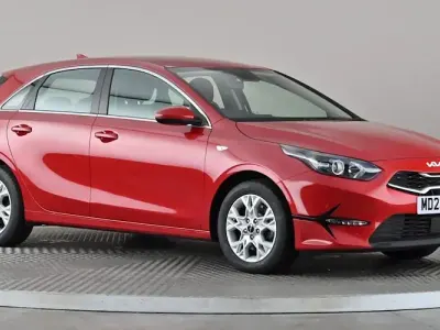 Used Kia Ceed 160 HP (117 kW) 2023 Red Hatchback