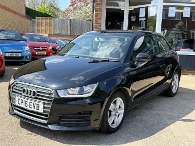 Usado Audi A1 Comfort 95 HP (69 kW) 2016 Preto Citadino