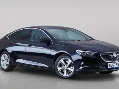 Used Vauxhall Insignia Sport 170 HP (125 kW) 2017 Blue Hatchback