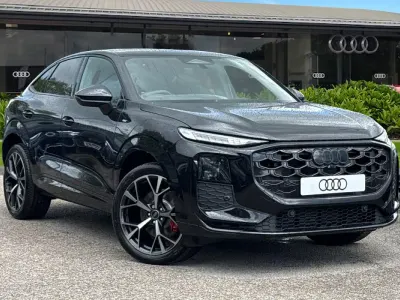 New Audi Q3 Sportback Comfort 204 HP (150 kW) 2026 Black SUV