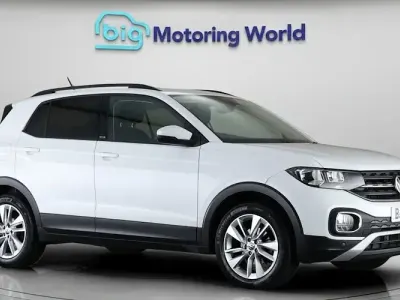 Used VW T-Cross Active 110 HP (80 kW) 2021 White SUV