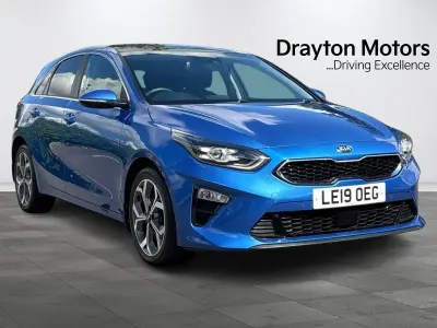 Used Kia Ceed First Edition 140 HP (102 kW) 2019 Blue Hatchback