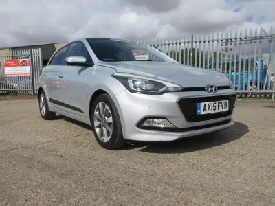 Used Hyundai i20 Premium SE 100 HP (73 kW) 2015 Silver Hatchback