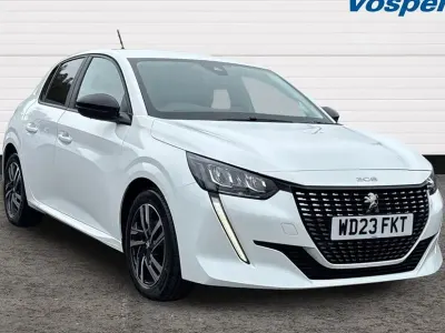 Used Peugeot 208 Active+ 73 HP (53 kW) 2023 White Hatchback