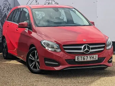Used Mercedes B180 SE 122 HP (89 kW) 2017 Red MPV