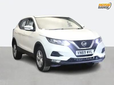 Used Nissan Qashqai Acenta Premium 2019 White SUV
