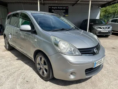 Used Nissan Note N-TEC 90 HP (66 kW) 2011 Silver Hatchback