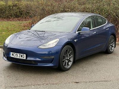 Blue Used 2019 Tesla Model 3 Performance Sedan | £19,300 (Good price)