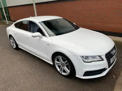 Used Audi A7 S-Line 2014 White Hatchback