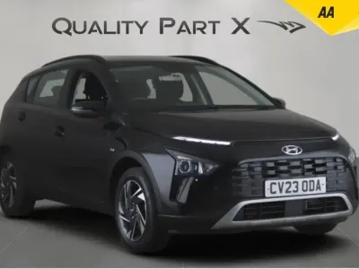 Usado Hyundai Bayon SE 100 CV (73 kW) 2023 Negro SUV