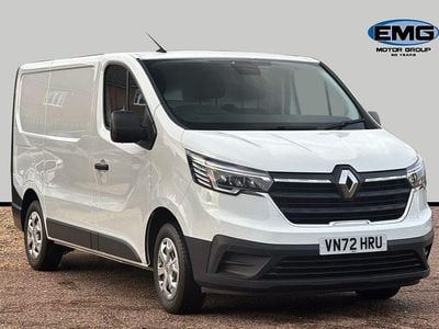 White Used 2023 Renault Trafic Business MPV | £13,795 (Super price)