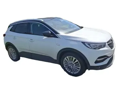 Used Vauxhall Grandland X Business Edition 130 HP (95 kW) 2020 White SUV
