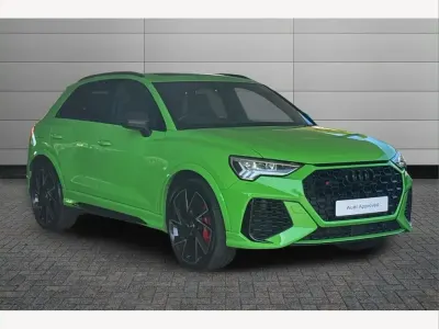 Usado Audi RS Q3 Advanced 400 HP (294 kW) 2023 Verde SUV