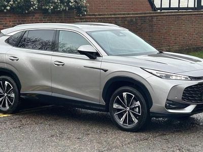 Red New 2026 MG HS Trophy SUV | £23,999 (Fair price)