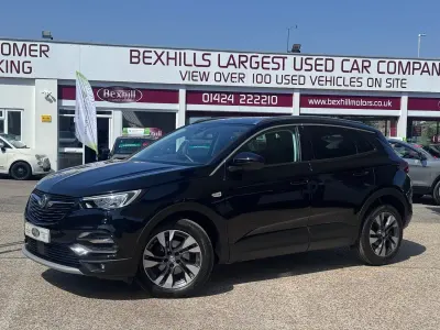 Used Vauxhall Grandland X SRi 130 HP (95 kW) 2020 Black SUV