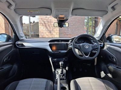 Used Vauxhall Corsa Design Edition 99 HP (72 kW) 2023 Grey Hatchback