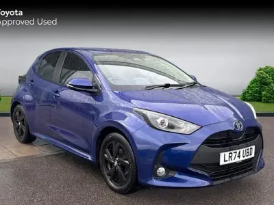 Used Toyota Yaris 116 HP (85 kW) 2024 Blue Hatchback