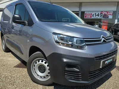 Used Citroën Berlingo 102 HP (75 kW) 2023 Grey MPV