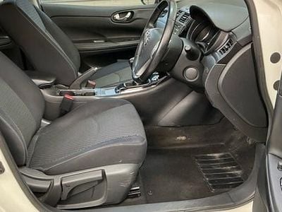 Used Nissan Pulsar Acenta 110 HP (80 kW) 2015 White Hatchback