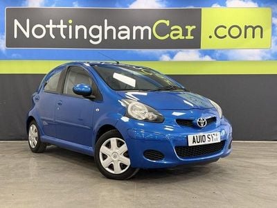 Used Toyota Aygo 67 HP (49 kW) 2010 Blue Hatchback