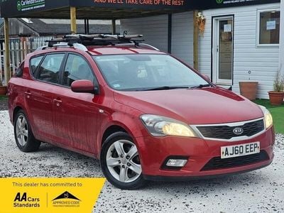 Used Kia Ceed 2010 Red Hatchback