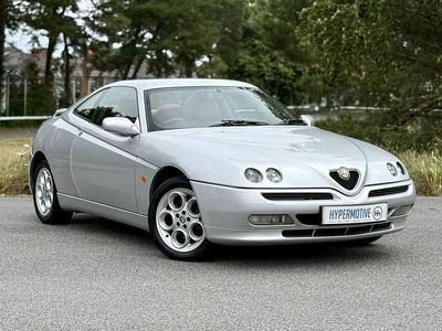 Used Alfa Romeo GTV Lusso 155 HP (114 kW) 1999 Silver Coupe