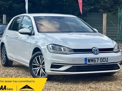 Used VW Golf VII SE 125 HP (91 kW) 2018 White Hatchback