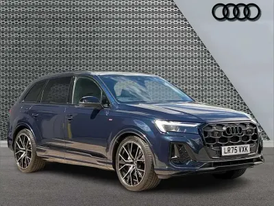 Used Audi Q7 Black Edition 281 HP (206 kW) 2025 Blue SUV