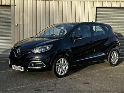 Black Used 2017 Renault Captur Dynamique SUV | £7,800 (Fair price)