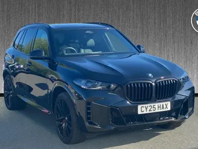Używany BMW X5 M Sport 294 KM (216 kW) 2025 Czarny SUV