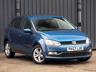Used VW Polo Edition 60 HP (44 kW) 2017 Blue Hatchback