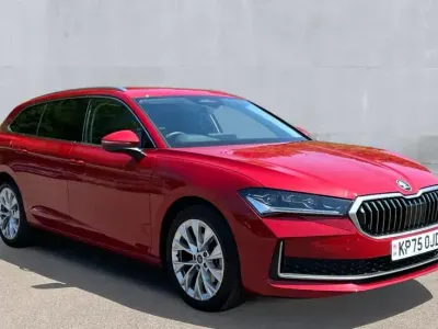 Used Skoda Superb SE L 150 HP (110 kW) 2025 Carmine red