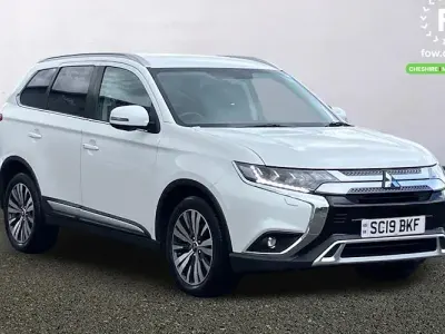 Used Mitsubishi Outlander 150 HP (110 kW) 2019 White SUV