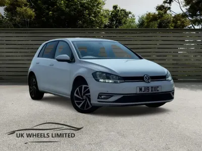 Used VW Golf VII Match 115 HP (84 kW) 2019 White Hatchback