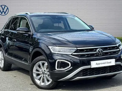 Used VW T-Roc Style 110 HP (80 kW) 2023 Black SUV