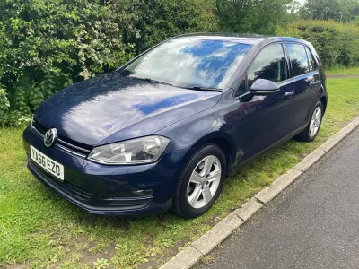 Used VW Golf VII Edition 125 HP (91 kW) 2016 Blue Hatchback