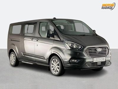 Begagnad Ford Tourneo Custom Titanium 130 HK (95 kW) 2023 Grå Van