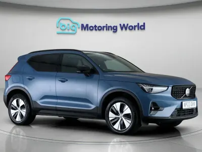 Used Volvo XC40 Plus 211 HP (155 kW) 2023 Blue SUV