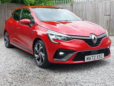 Used Renault Clio V RS Line 140 HP (102 kW) 2022 Red Hatchback